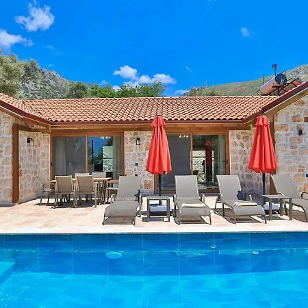 Uezuemlue 2 Bedroom Secluded With Private Pool Hot Tub 别墅