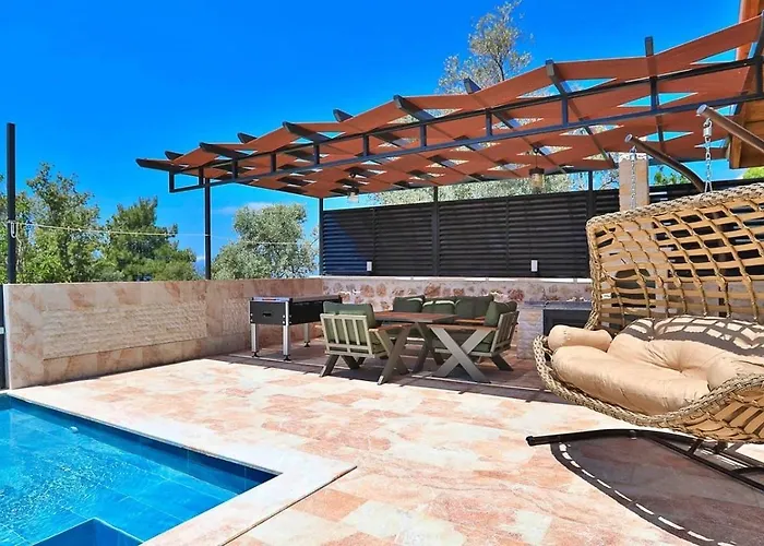 فيلة Uezuemlue 2 Bedroom Secluded With Private Pool Hot Tub كالكان