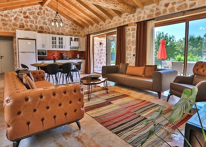 Uezuemlue 2 Bedroom Secluded With Private Pool Hot Tub فيلة *
