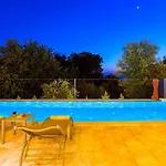 Uezuemlue 2 Bedroom Secluded With Private Pool Hot Tub Вилла Калкан
