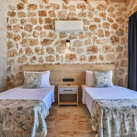 Uezuemlue 2 Bedroom Secluded With Private Pool Hot Tub * Kalkan