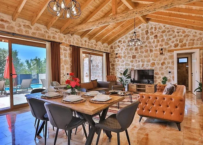 Uezuemlue 2 Bedroom Secluded With Private Pool Hot Tub * Kalkan