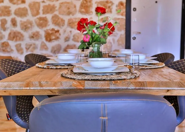 Uezuemlue 2 Bedroom Secluded With Private Pool Hot Tub * Kalkan