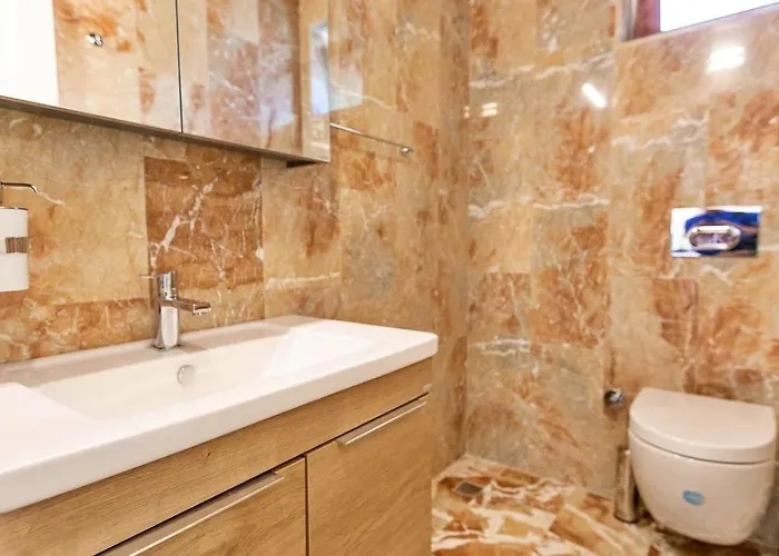 Vilă Uezuemlue 2 Bedroom Secluded With Private Pool Hot Tub Kalkan